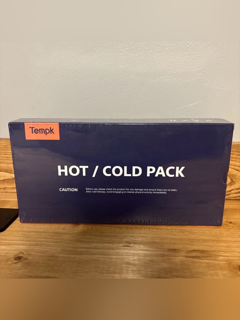 Reusable Hot and Cold Ice Packs for Injuries Sealed in box